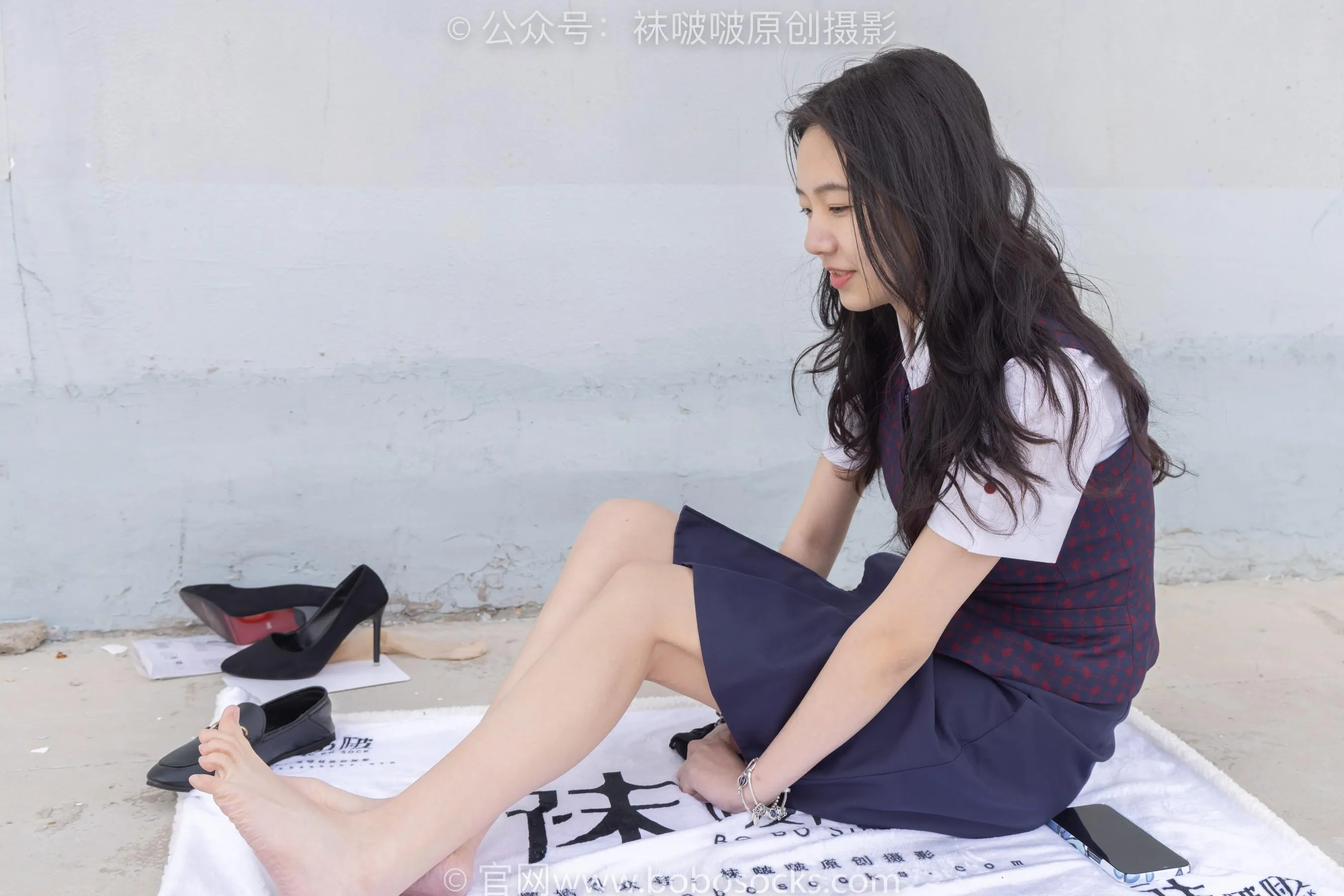 [BoBoSocks袜啵啵]NO.227 小甜豆-皮鞋、黑丝、裸足 [47P]插图3